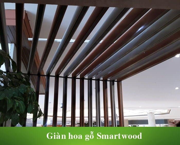 Thanh xi măng giả gỗ Smartwood làm cầu thang gỗ