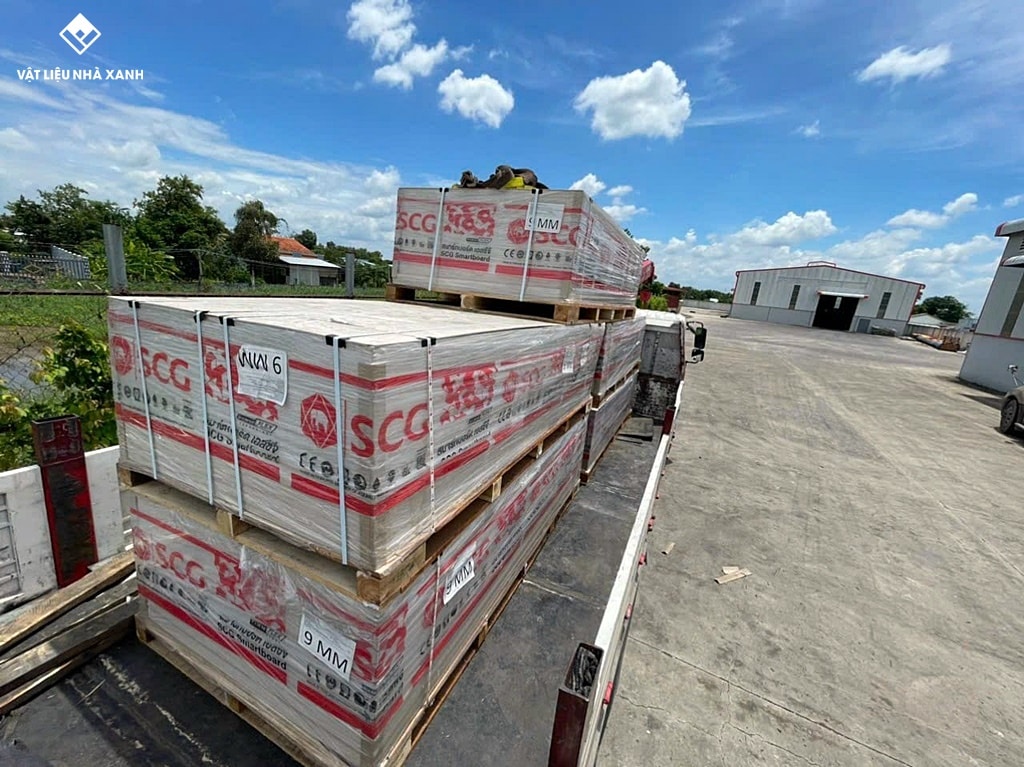 gia tam smartboard scg thai lan 51