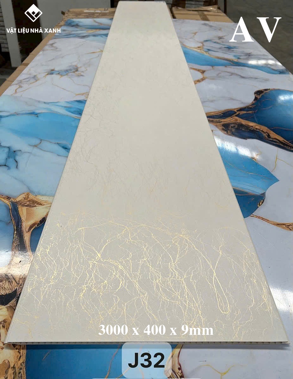 Trần Nhựa Nano Phẳng 3 tam nhua Nano AV 14