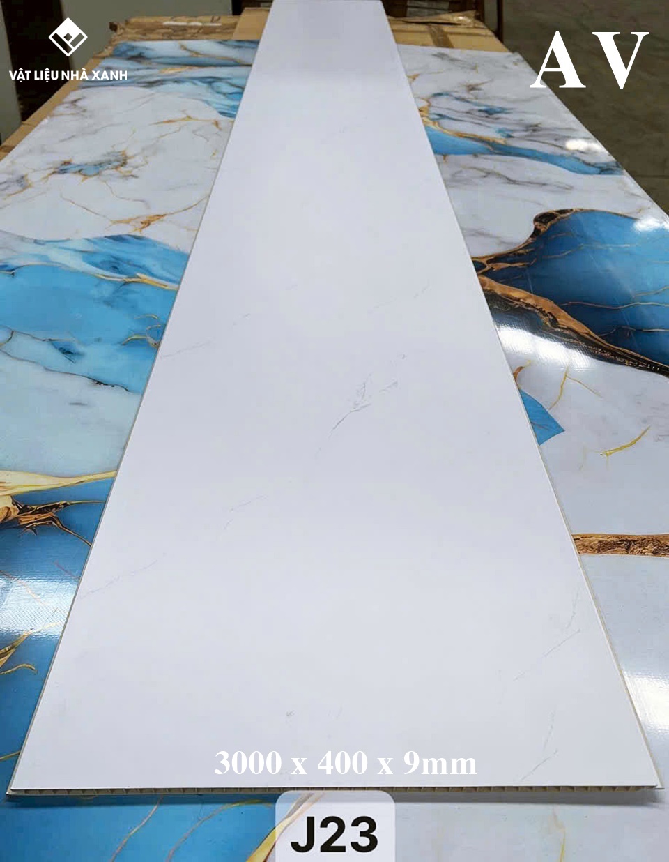 Trần Nhựa Nano Phẳng 15 tam nhua Nano AV 2